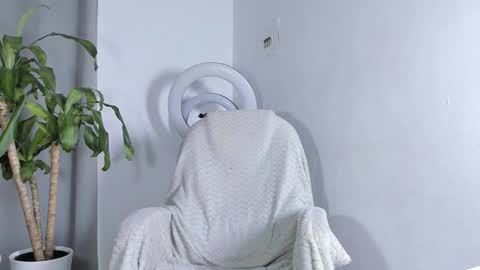 sebastian online show from 12/15/25, 01:59