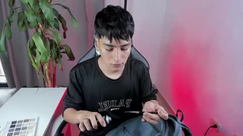 sebastian online show from 03/25/26, 03:40