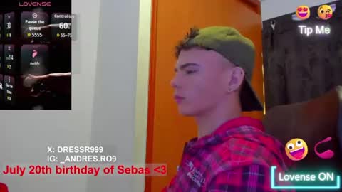 Snapshot of sebascuterouss chatting on 07/16/26, 12:22 sebas 3 online show from 07/16/26, 12:22