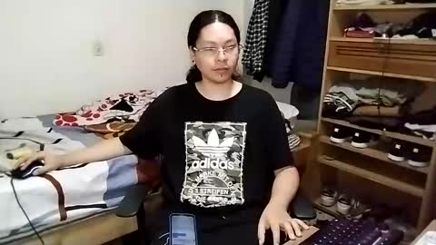 Sebas online show from 12/15/24, 07:10