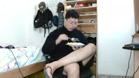 Sebas online show from 02/13/25, 02:23