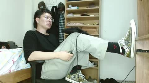 Sebas online show from 02/19/25, 07:39