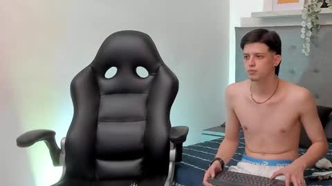 Snapshot of sebastamayo_ chatting on 02/03/26, 07:46 SEBAS online show from 02/03/26, 07:46