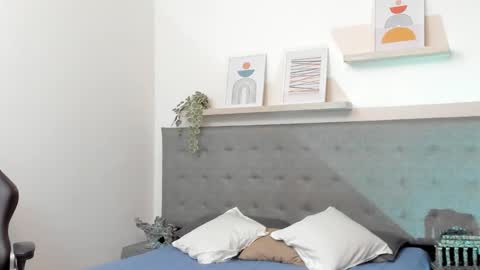 Snapshot of sebastamayo_ chatting on 02/13/26, 06:42 SEBAS online show from 02/13/26, 06:42