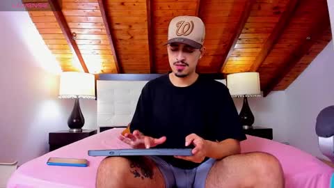 Sebastian Berne online show from 03/03/25, 07:49