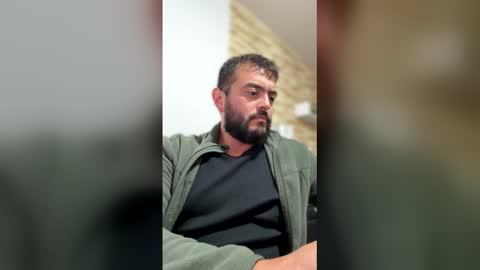 sebastian_ferreira online show from 01/06/26, 06:33