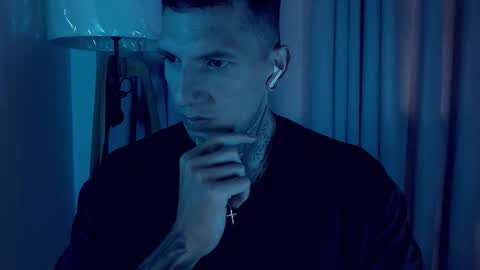 Sebastian online show from 09/21/25, 01:13