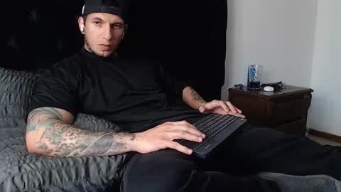 Sebastian online show from 02/15/26, 07:10