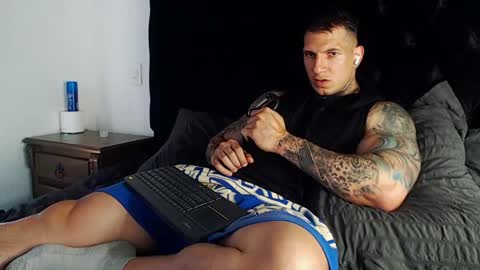 Sebastian online show from 04/13/26, 07:19