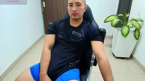 juan  sebastian online show from 11/06/25, 01:56