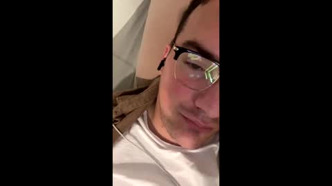 Snapshot of sebastianbrd1 chatting on 09/28/25, 08:20 Sebastian online show from 09/28/25, 08:20