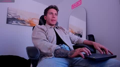 Lucian Sinclair online show from 01/18/25, 06:53