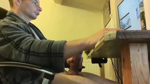 sebastianspalding450 online show from 05/01/26, 09:25