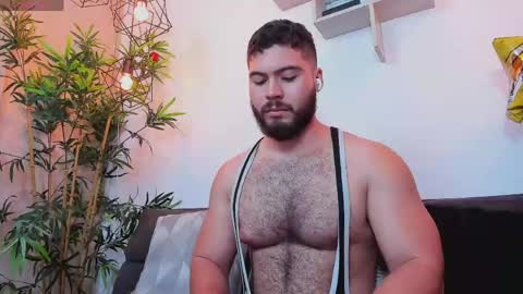 Instagram jeanpaulfit  online show from 04/16/26, 10:34