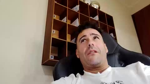 Snapshot of sebatorlop chatting on 02/26/26, 01:04 Sebastian Torres Lpez online show from 02/26/26, 01:04