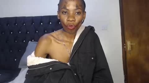 Snapshot of sebatrishaa chatting on 10/31/25, 05:25 sebatrishaa online show from 10/31/25, 05:25