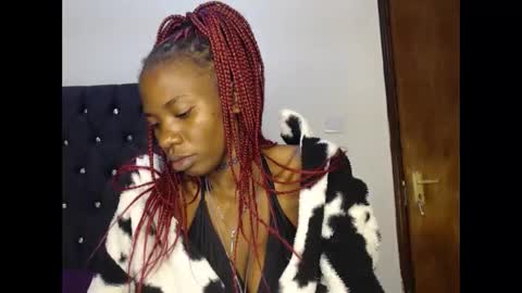 Snapshot of sebatrishaa chatting on 11/27/25, 06:32 sebatrishaa online show from 11/27/25, 06:32