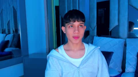 Sebastian online show from 09/17/25, 04:14