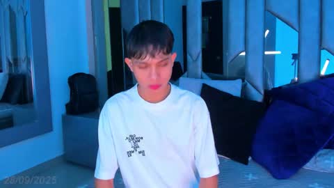 Sebastian online show from 09/28/25, 03:50