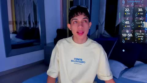 Snapshot of sebax_00 chatting on 05/01/26, 08:02 Sebastian online show from 05/01/26, 08:02