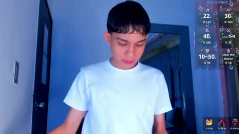 Snapshot of sebax_00 chatting on 05/10/26, 08:47 Sebastian online show from 05/10/26, 08:47