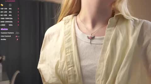 Rina online show from 10/01/25, 07:09