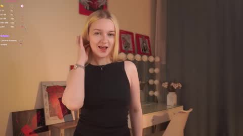 Rina online show from 10/11/25, 07:45