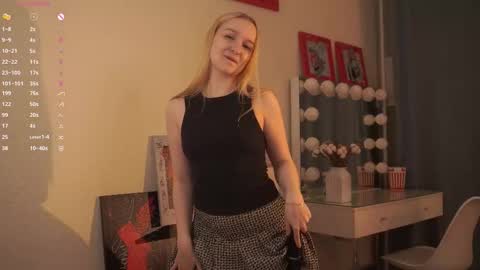 Rina online show from 10/17/25, 07:27