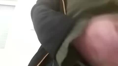 Snapshot of sebtin1979 chatting on 02/25/26, 02:43 sebtin1979 online show from 02/25/26, 02:43