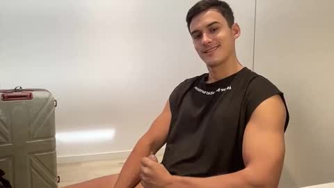 Snapshot of sebybeba chatting on 05/21/26, 01:51 sebybeba online show from 05/21/26, 01:51