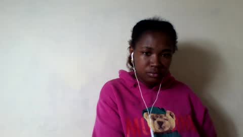 Snapshot of secil3274 chatting on 07/12/26, 08:05 secil3274 online show from 07/12/26, 08:05