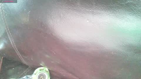 Snapshot of secret18slaveanon chatting on 12/12/24, 05:37 Sunny online show from 12/12/24, 05:37