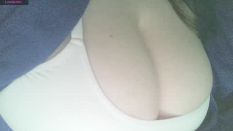 Snapshot of secret18slaveanon chatting on 01/06/25, 12:35 Sunny online show from 01/06/25, 12:35