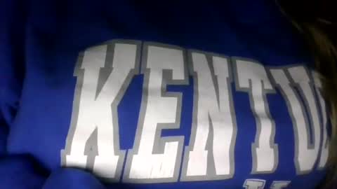 Snapshot of secret18slaveanon chatting on 10/18/25, 11:49 Sunny online show from 10/18/25, 11:49