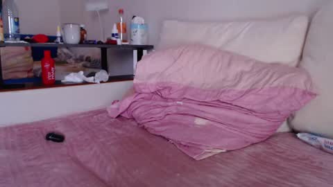 Anna online show from 02/25/25, 10:26