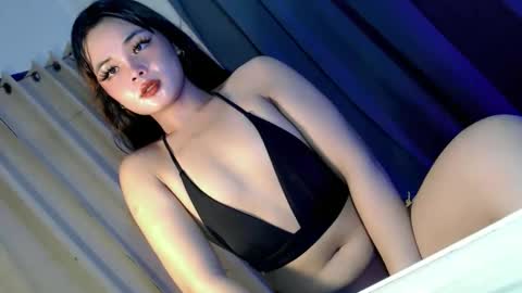 kwen online show from 10/24/25, 07:27