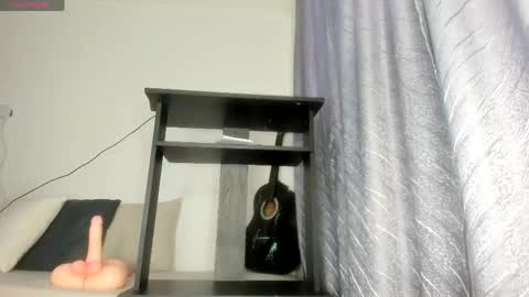 Snapshot of secret_daniell1 chatting on 05/22/26, 11:05 Daniela online show from 05/22/26, 11:05