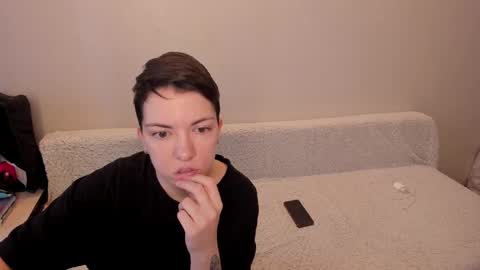 Amanda and  pair in a real life we love each other but can play with you online show from 02/06/25, 08:39