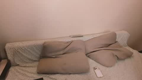 Amanda and  pair in a real life we love each other but can play with you online show from 07/12/26, 05:59