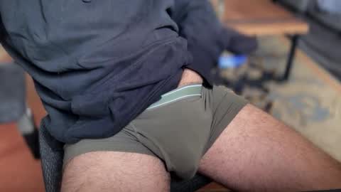 secret_neighbor_ online show from 11/05/25, 04:51