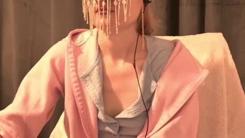 Snapshot of secretanni chatting on 06/15/26, 10:34 Anni online show from 06/15/26, 10:34