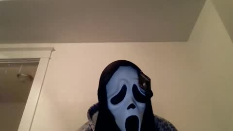 Snapshot of secretfun1999 chatting on 12/04/25, 12:31 secretfun1999 online show from 12/04/25, 12:31