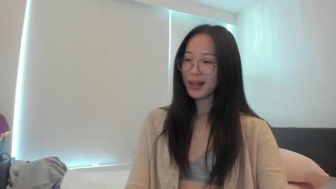 Angela online show from 06/04/26, 10:38