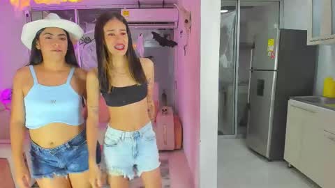 NIKOL online show from 10/26/25, 09:53