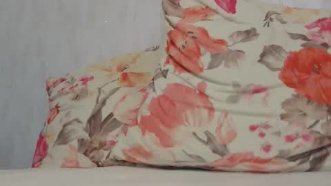 SecretLisa online show from 04/05/26, 08:33