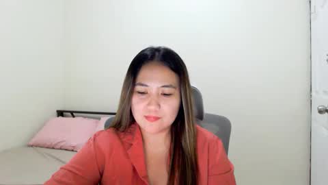 MILAN online show from 02/17/25, 11:13