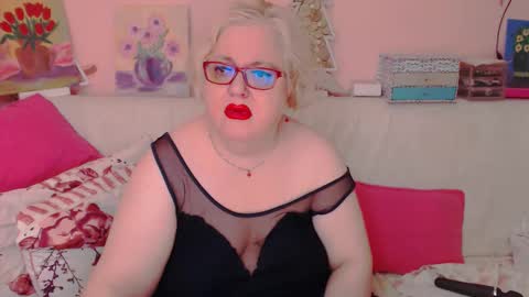 Alice online show from 09/19/25, 07:03