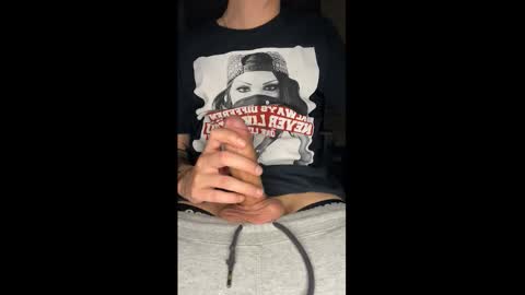 Snapshot of secretlust96 chatting on 12/17/25, 01:44 secretlust96 online show from 12/17/25, 01:44