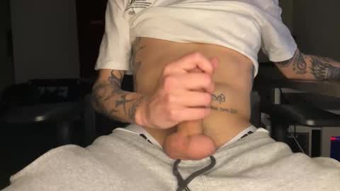 Snapshot of secretlust96 chatting on 01/08/26, 05:59 secretlust96 online show from 01/08/26, 05:59