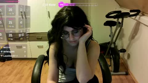 Snapshot of secretmia94 chatting on 04/22/26, 06:42 secretmia94 online show from 04/22/26, 06:42